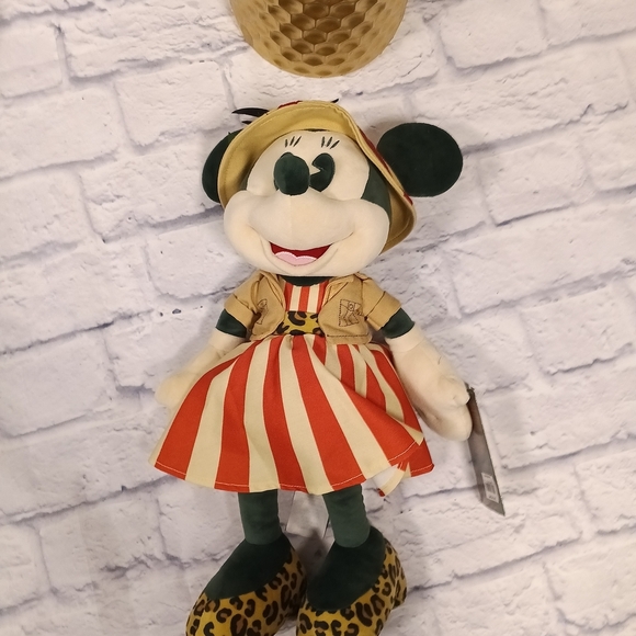 Minnie Mouse Main Attraction Safari Minnie #11 of 12 - Picture 4 of 12